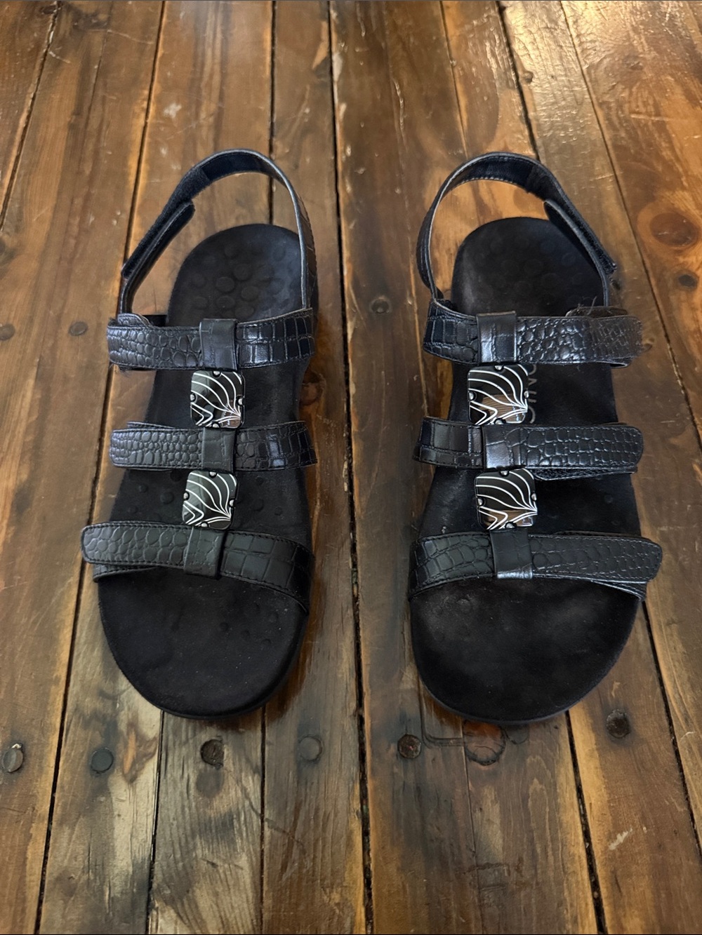 Vionic sandals - Picture 2 of 6